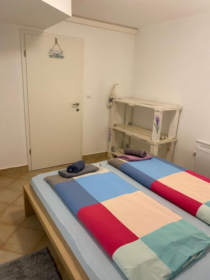 Room Julija Жировниця Екстер'єр фото